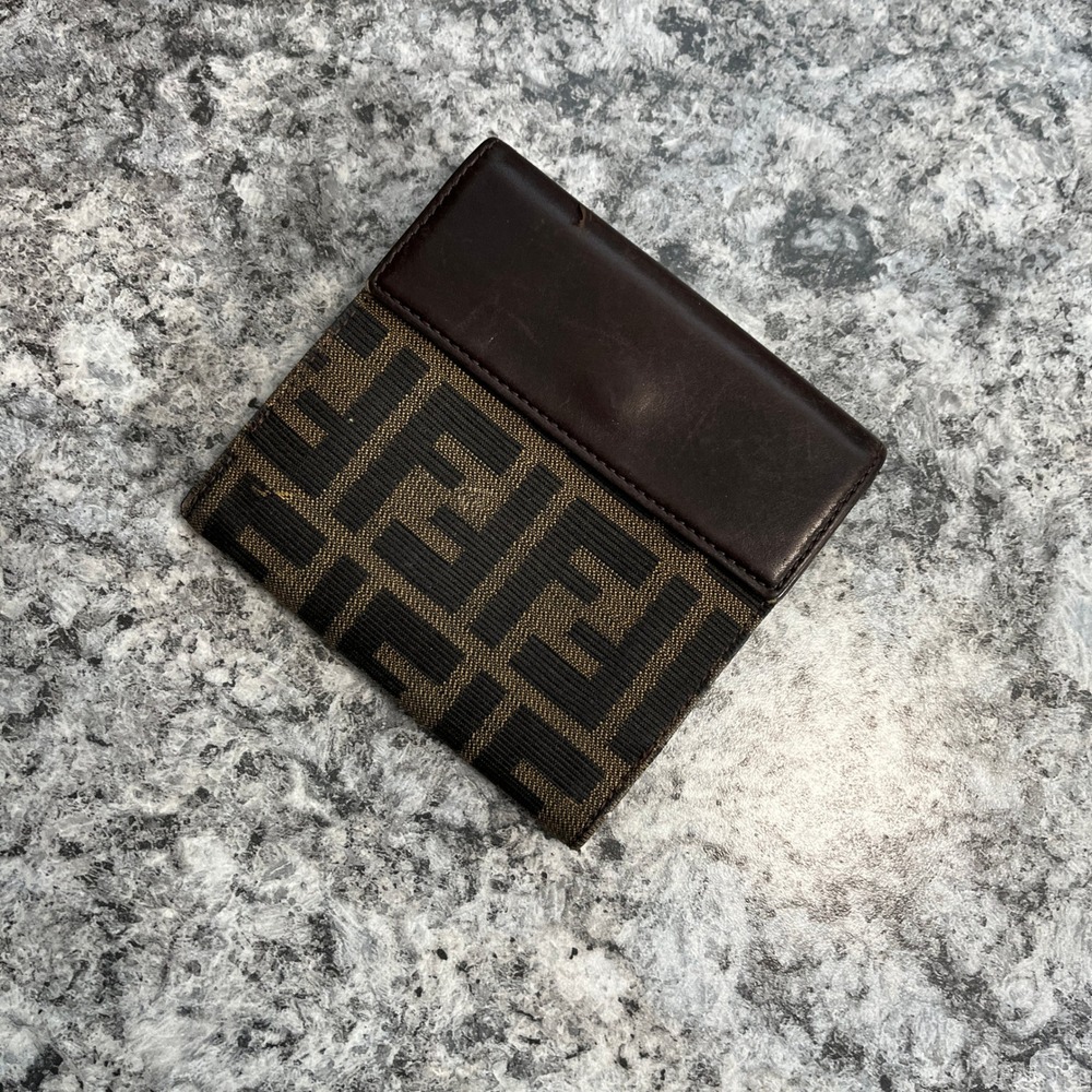 Y2K Fendi Zucca Monogram Bifold Wallet Mens Brown Leather Canvas Made in Italy - Picture 3 of 13